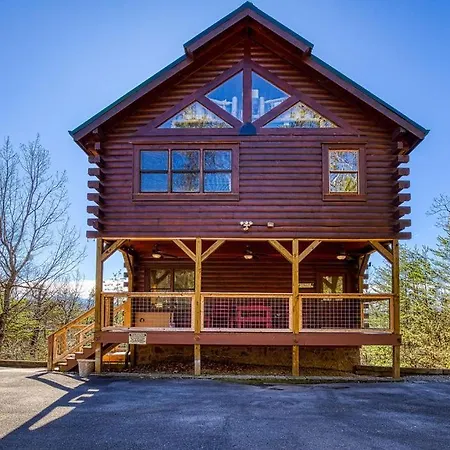 Timeless View - Mountain Views, Hot Tub, Wifi, 1089 Free Tickets Each Paid Day, Dollywood And More!